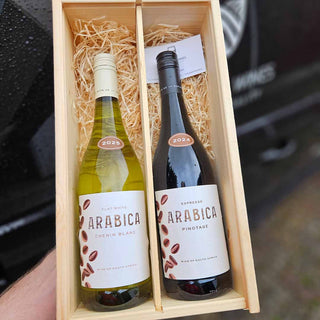 Tijd voor koffie wijnpakket met Arabica Flat White Chenin Blanc en Espresso Pinotage bij Verboon Wines